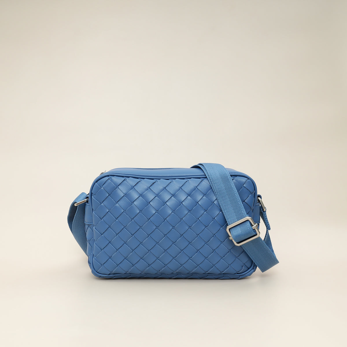 Bottega Veneta Blue Intrecciato Men's Classic Camera Bag