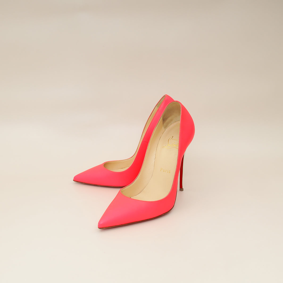 Christian Louboutin Bicolor So Kate Pump 37