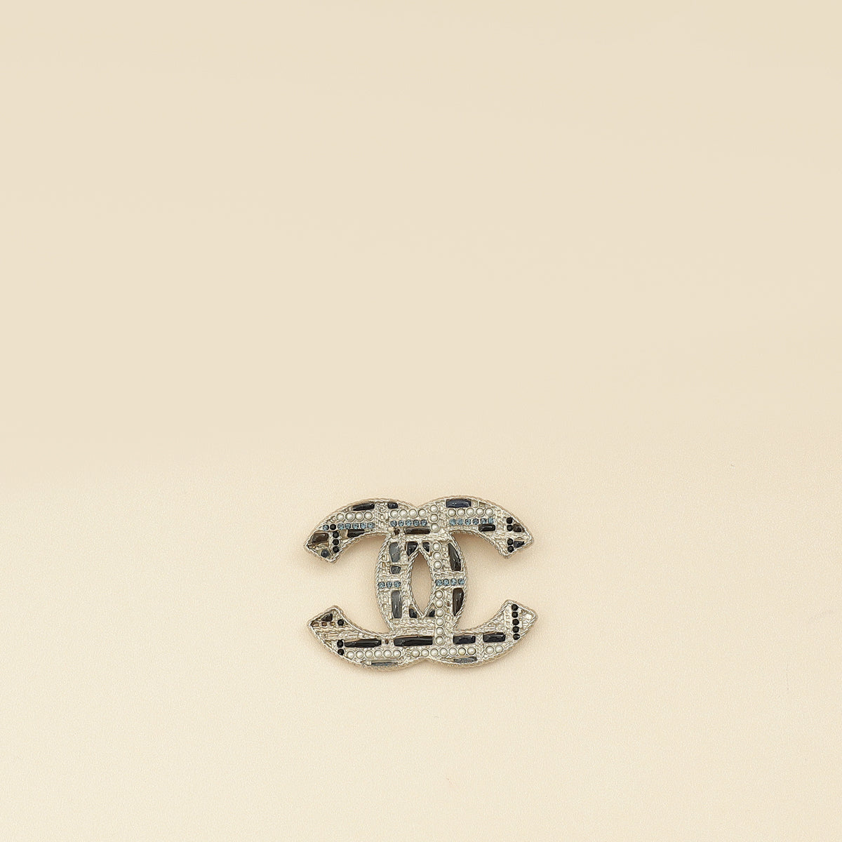 Chanel Silver CC Beads Crysta Details Brooch