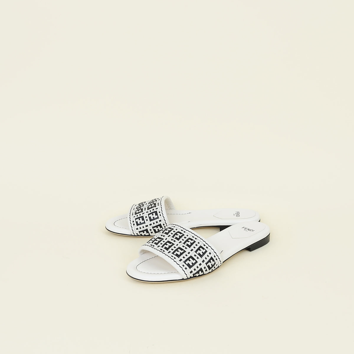 Fendi Bicolor Zucchino Woven Logo Slides 37