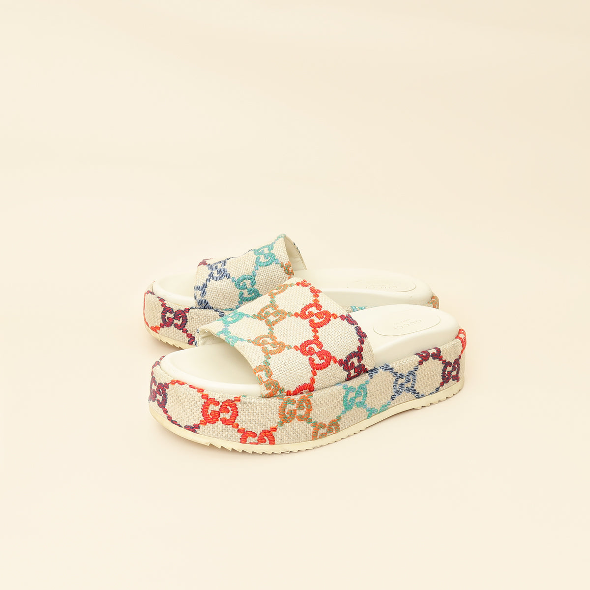 Gucci Beige GG Multicolor Jacquard Platform Slide 39