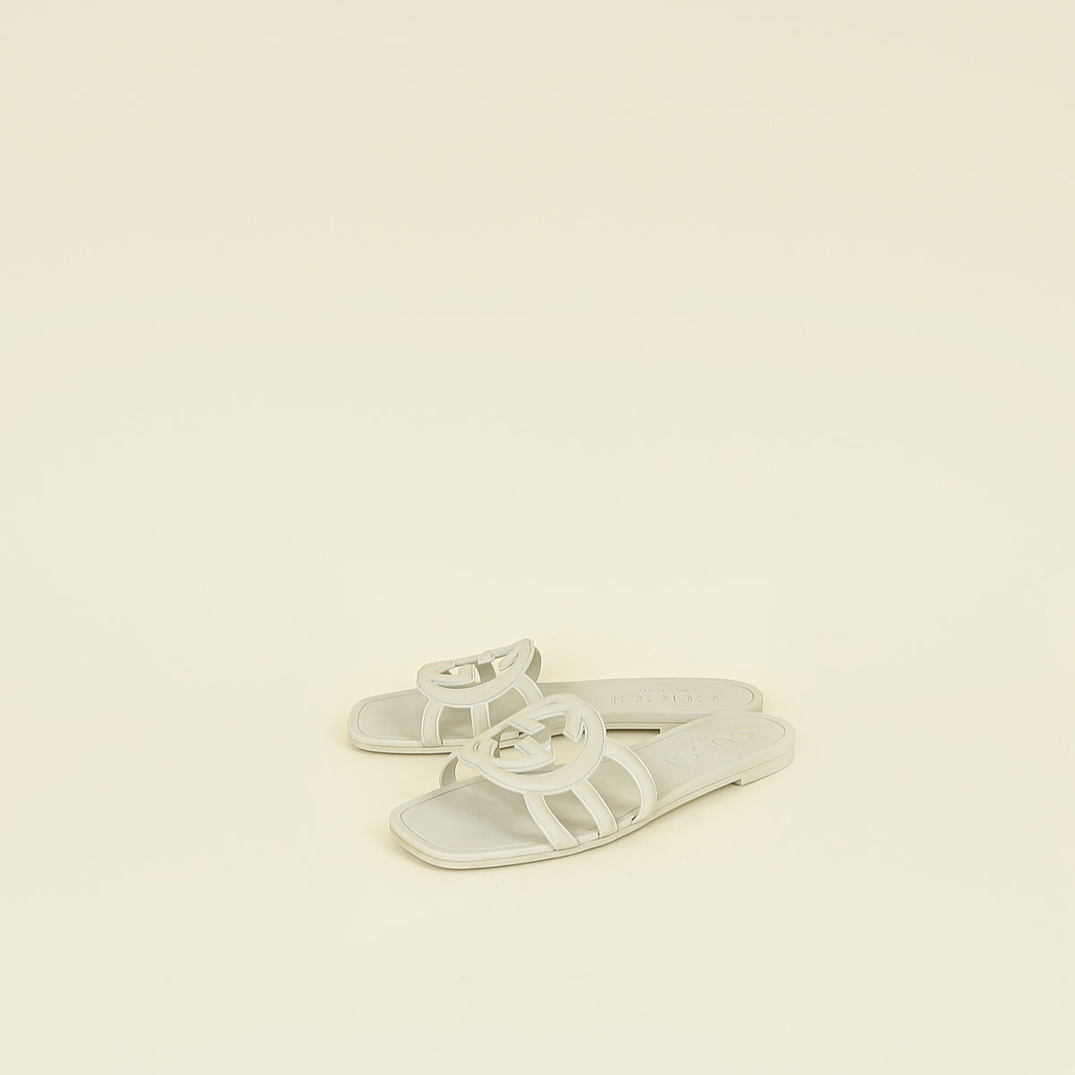 Gucci Off White Interlocking G Cutout Slide Sandal 36