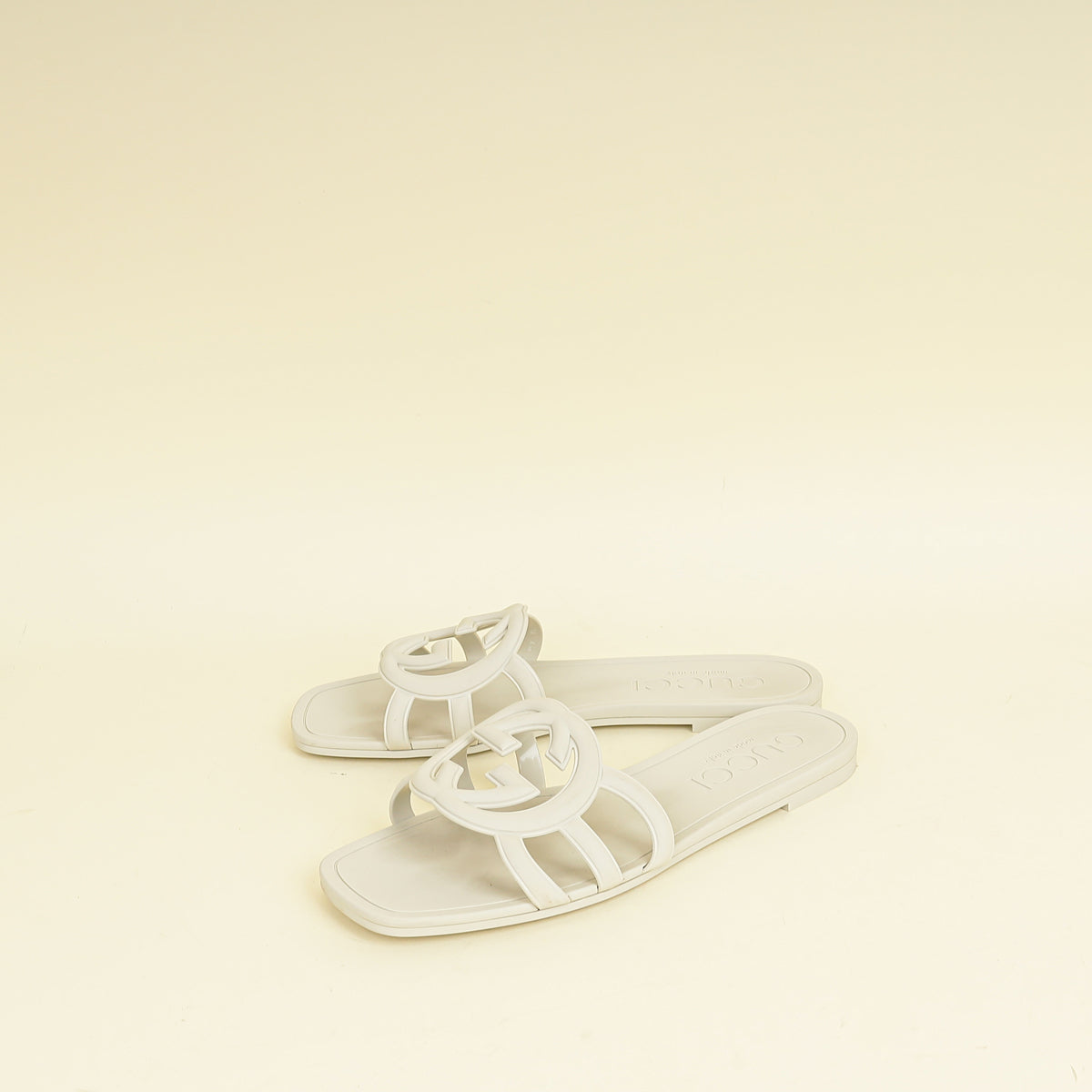 Gucci Vintage White Interlocking G Slide Sandal 37