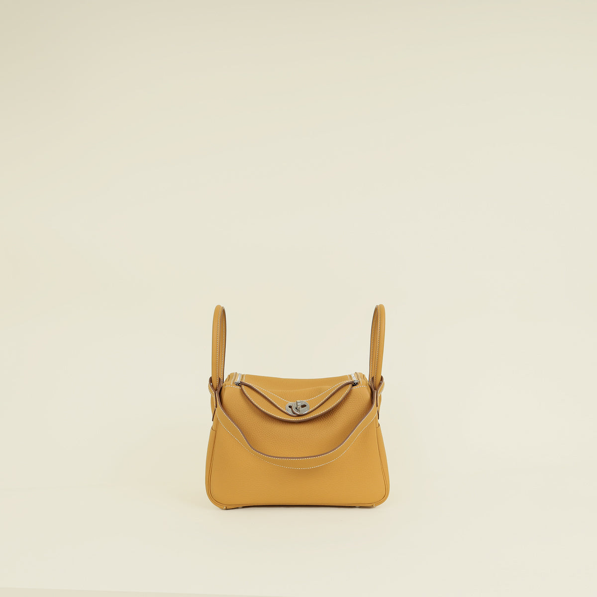 Hermes Naturel Sable Lindy 26 Bag