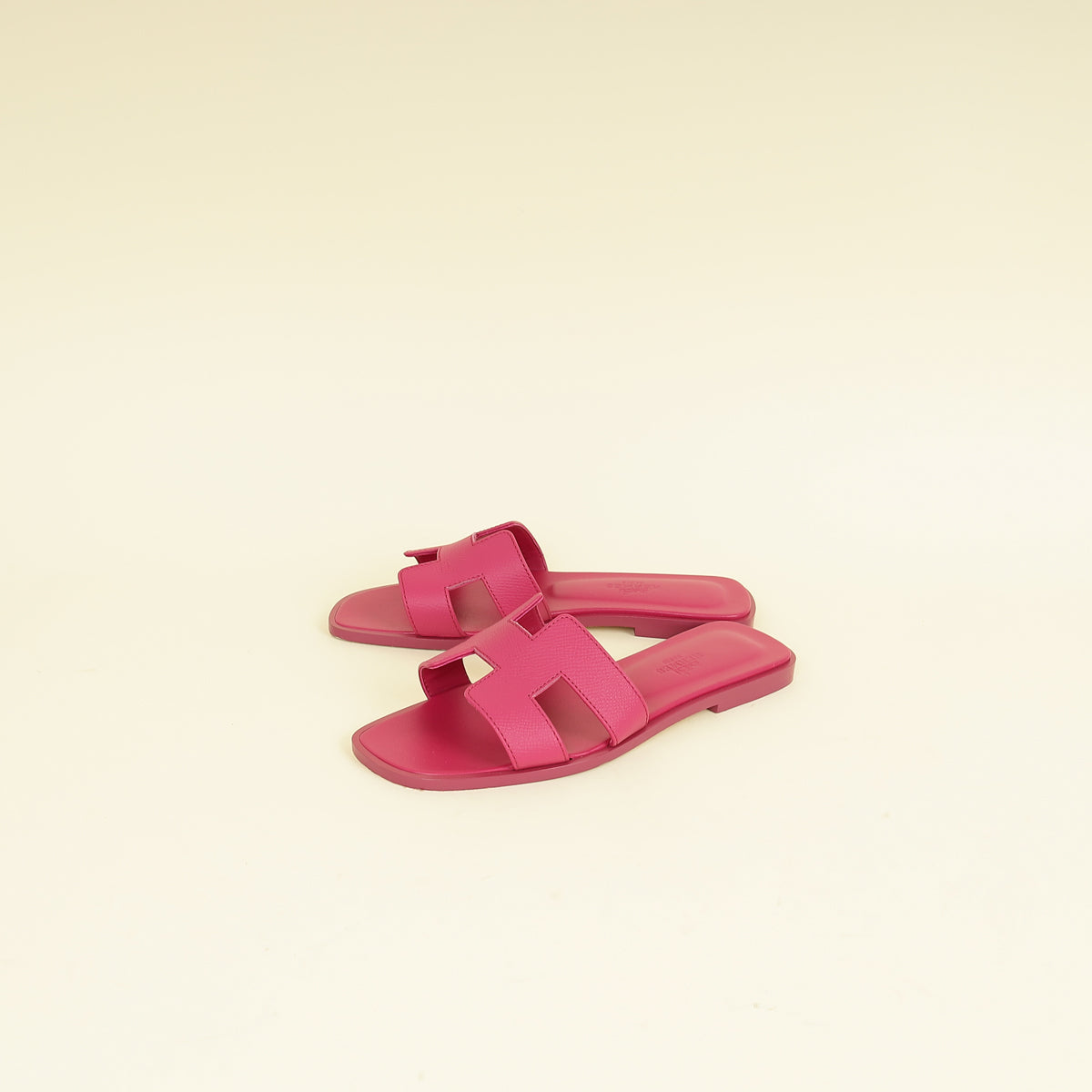 Hermes Rose Bougainvillier Oran Sandal 35