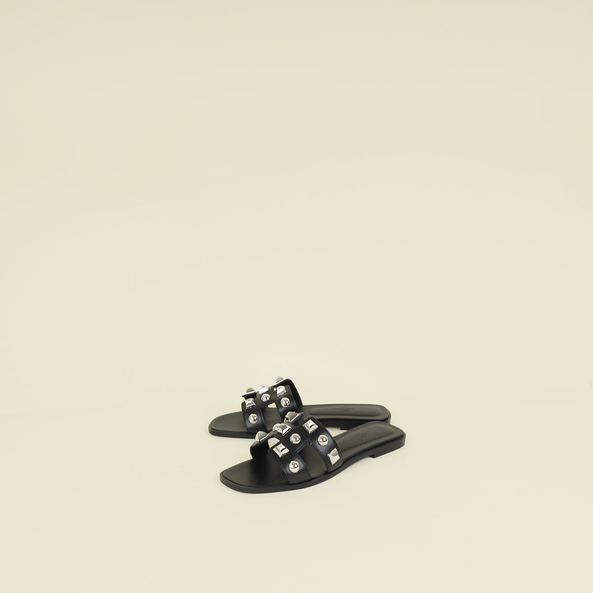 Hermes Noir Medor Studs Oran Calfskin Sandal 36.5