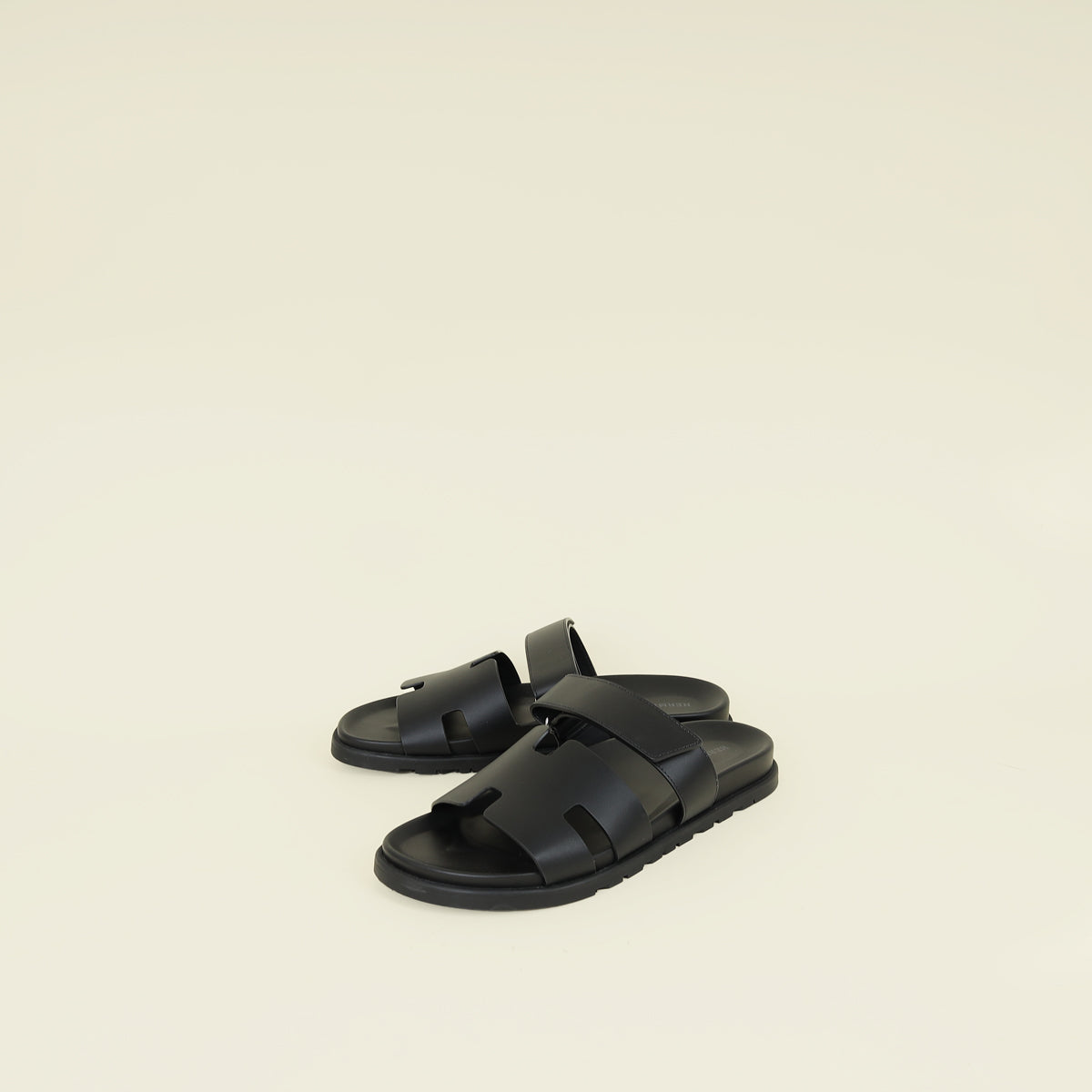 Hermes Noir Chypre Sandals 44.5