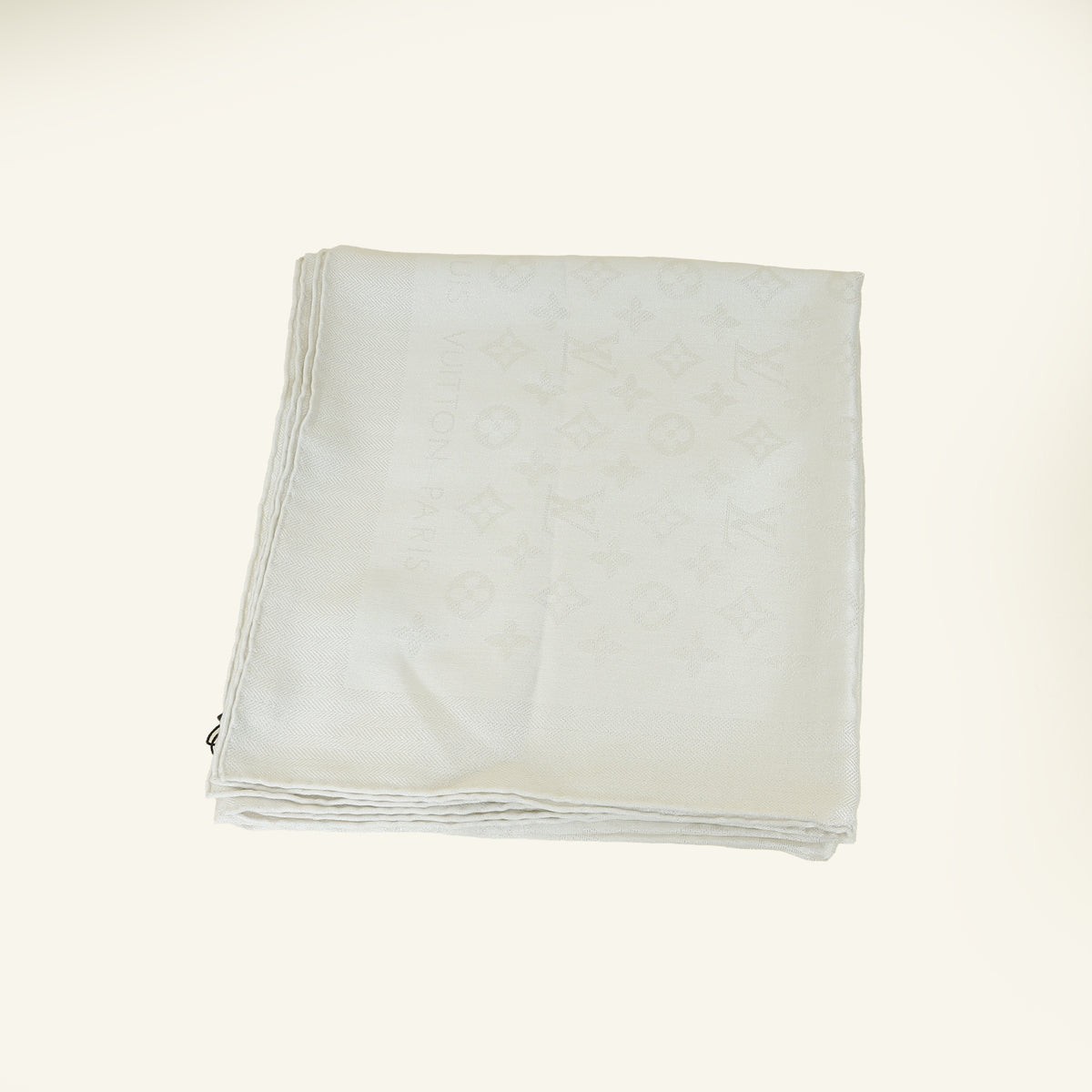 Louis Vuitton White Evermore Shawl