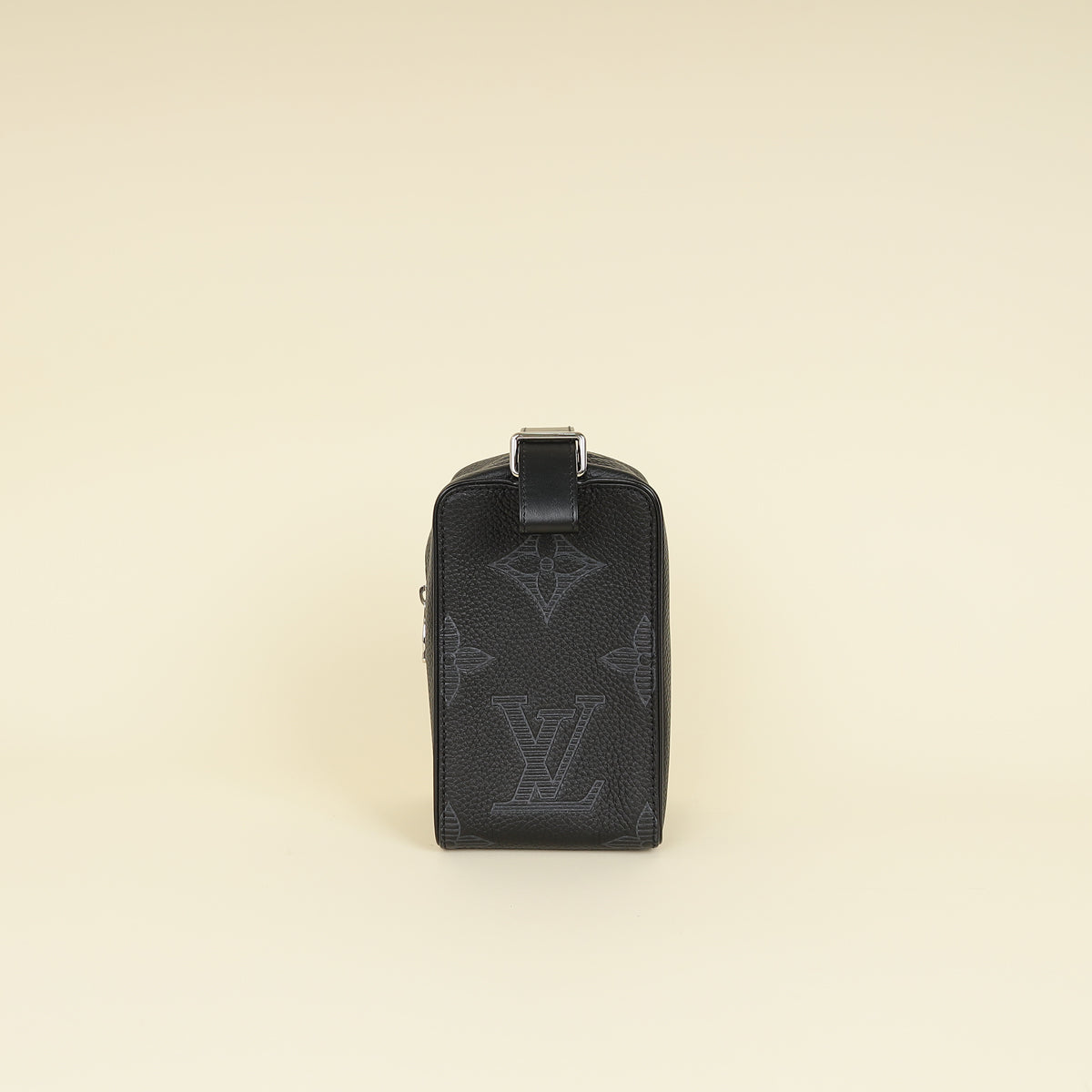 Louis Vuitton Black Giant Monogram Shadow Vavin NV Pouch