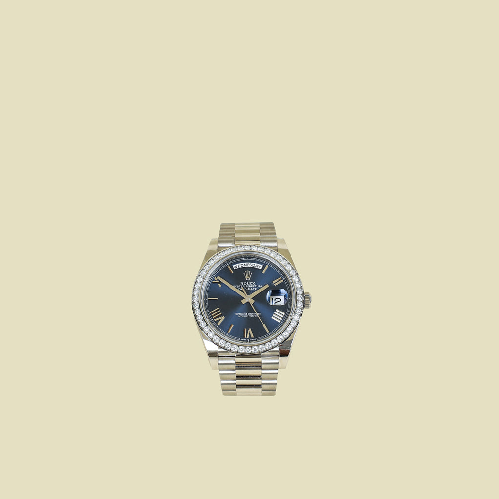 Rolex 18K White Gold Day-Date Diamond Automatic Movement 40mm Watch