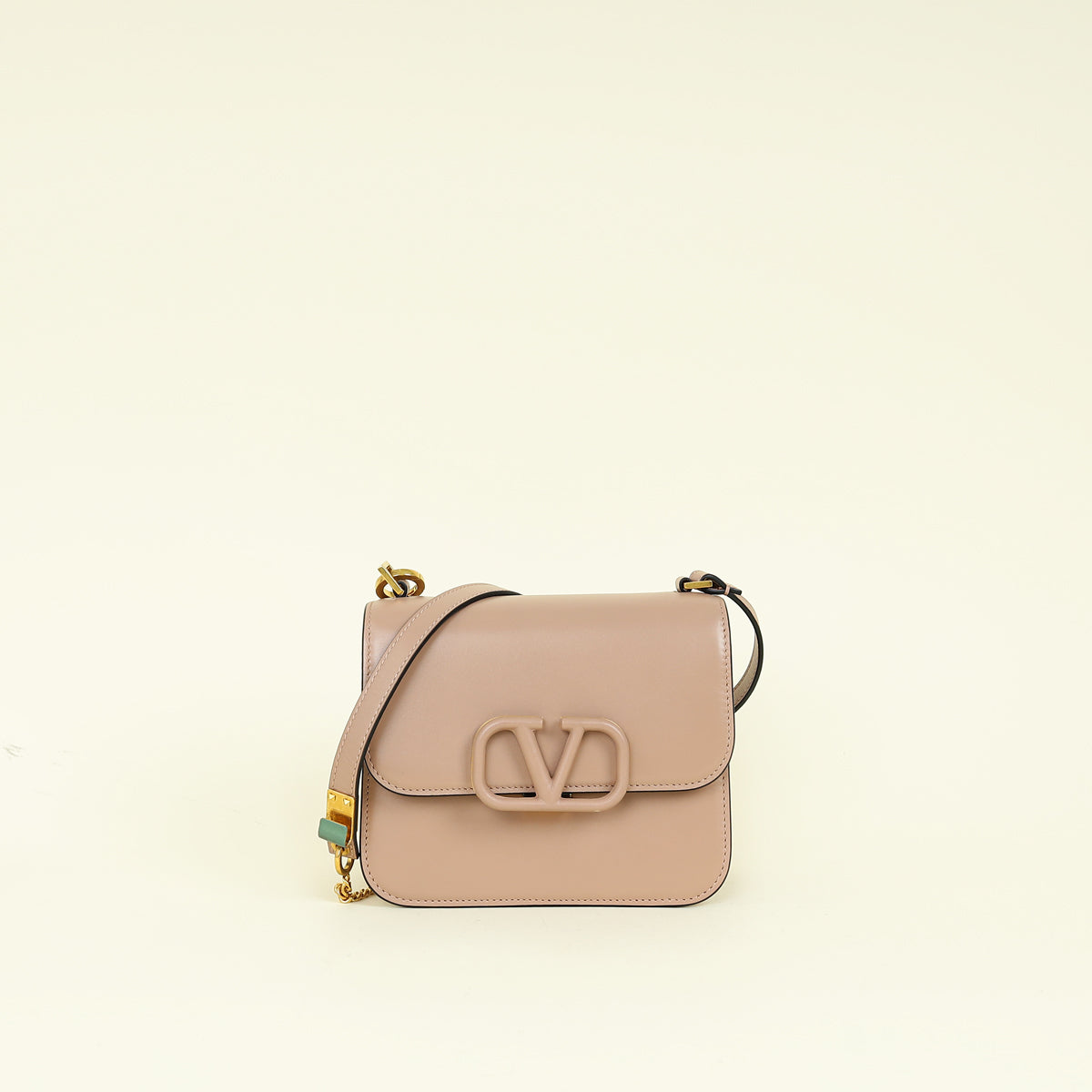 Valentino Poudre Vlogo Flap Bag