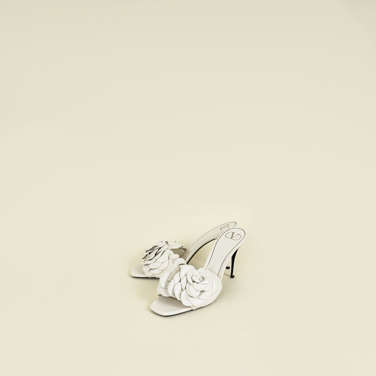 Valentino White Cream Atelier 03 Mules 40