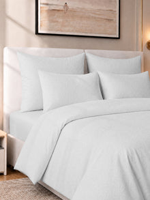 Dwell Juniper Duvet Set - Jacquard