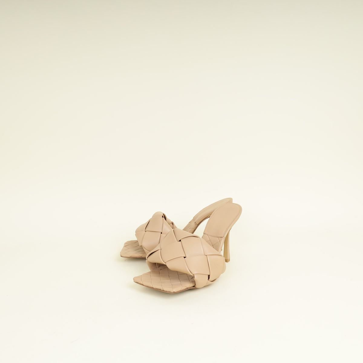 Bottega Veneta Beige Lido Mule Sandals 38.5