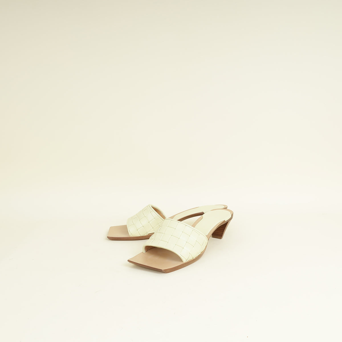 Bottega Veneta Butter Yellow Ravello Sandals 39.5