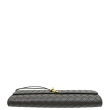 Bottega Veneta Fondant Intrecciato Andiamo Clutch