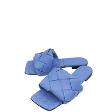 Bottega Veneta Wisteria Intrecciato Lido Flat Sandal