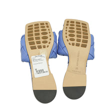 Bottega Veneta Wisteria Intrecciato Lido Flat Sandal