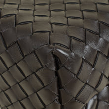 Bottega Veneta Fondant Intrecciato Classic Andiamo Bag