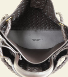 Bottega Veneta Fondant Intrecciato Classic Andiamo Bag