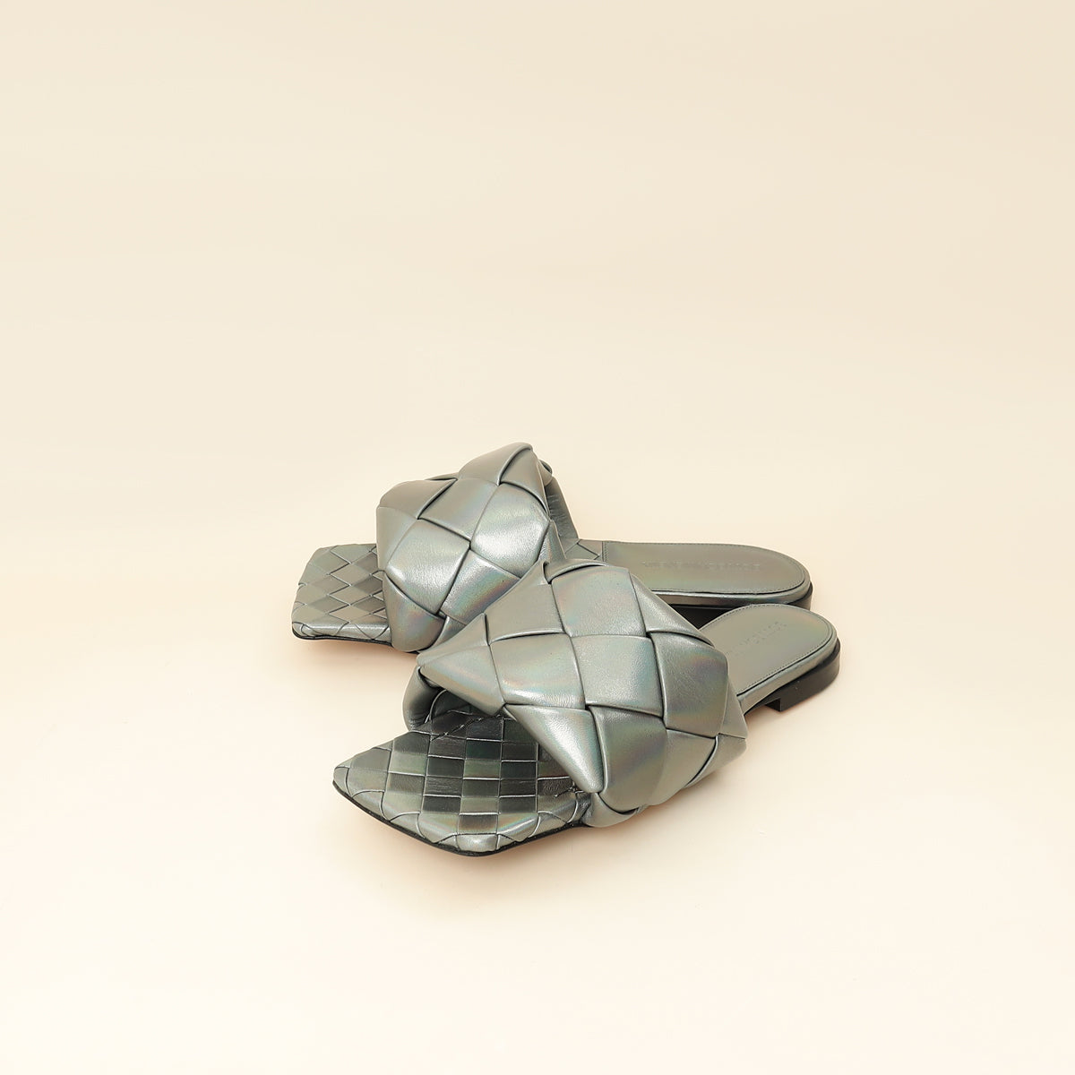 Bottega Veneta Metallic Grey Intrecciato Lido Flat Sandals 36.5