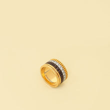 Boucheron 18K Quatre Classique Large Ring 53