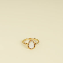 Boucheron 18K Yellow Gold Serpent Boheme MOP Small Model Ring 52