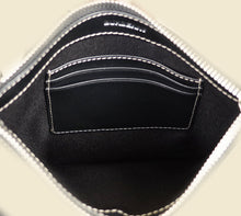 Burberry Bicolor Sandon Multi Pouch