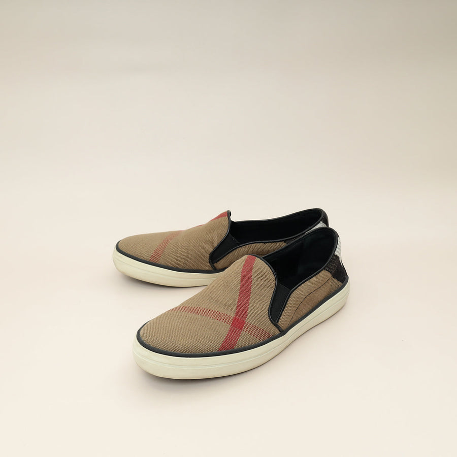 Burberry Multicolor Novacheck Gauden Slip On Sneakers 36