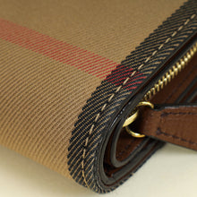 Burberry Bicolor House Check Hampstead French Wallet