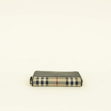 Burberry Bicolor Elmore Zip Around Wallet