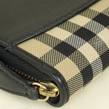 Burberry Bicolor Elmore Zip Around Wallet