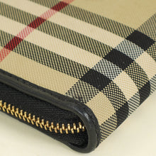 Burberry Bicolor Elmore Zip Around Wallet