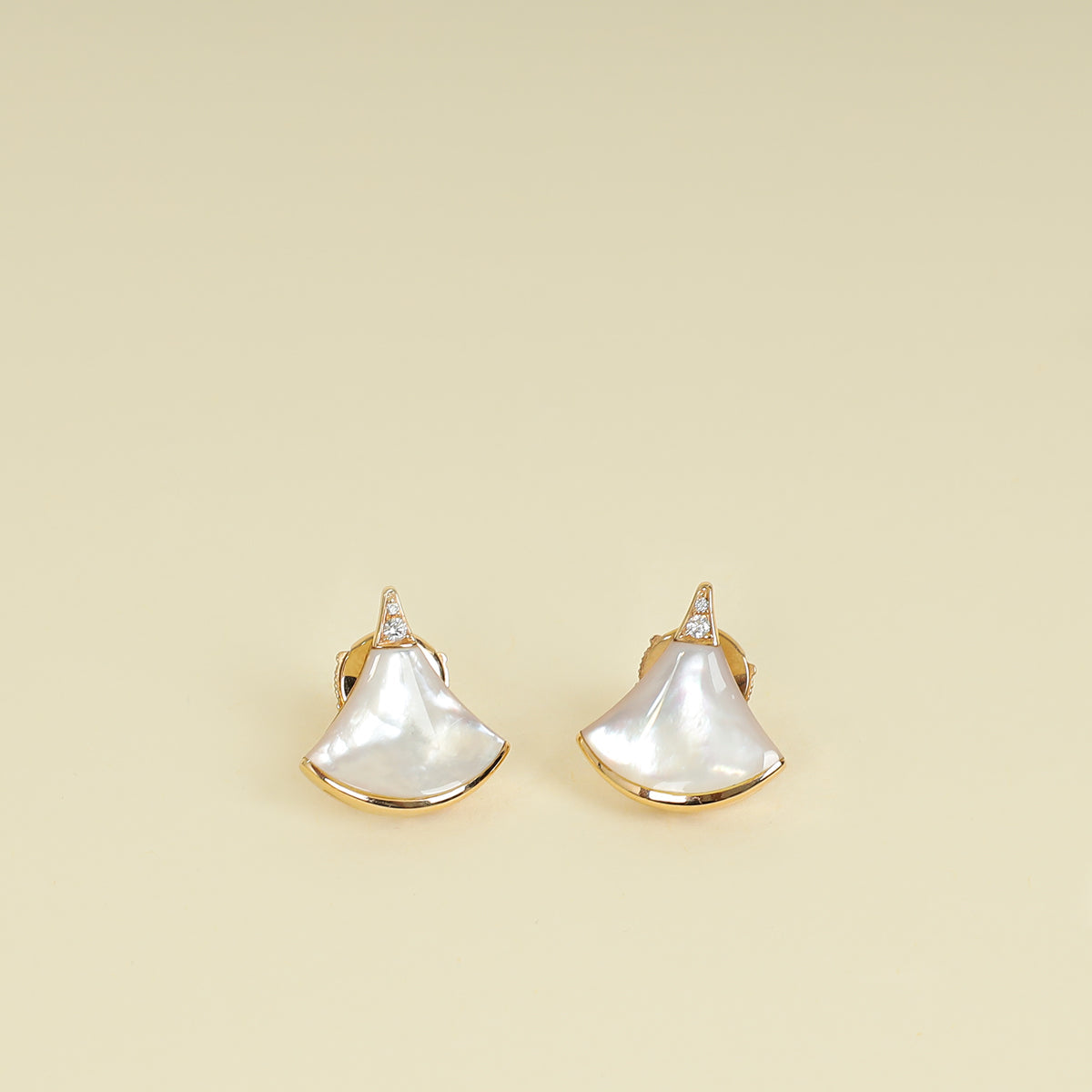 Bvlgari 18K Rose Gold MOP Divas' Dream Earrings
