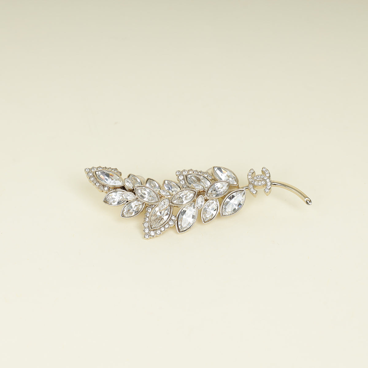 Chanel Gold CC Crystal Leaf 1 Pcs Ear Cuff