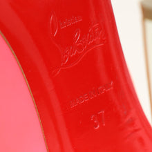 Christian Louboutin Bicolor So Kate Pump 37