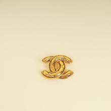 Chanel Gold CC Vintage Quilt Pattern Brooch