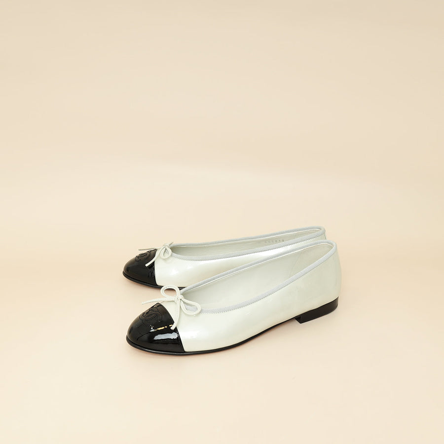 Chanel Bicolor Cap Toe Ballet Flats 37.5