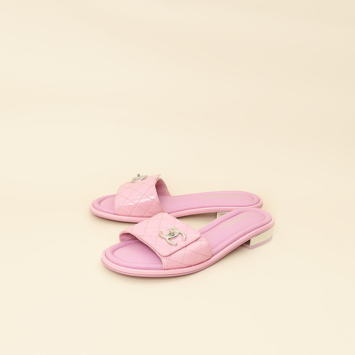 Chanel Lilac CC Twist Lock Quilted Slide Sandal 38.5