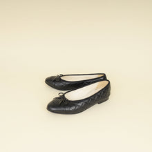 Chanel Black CC Cap Toe Quilted Ballerina 38.5