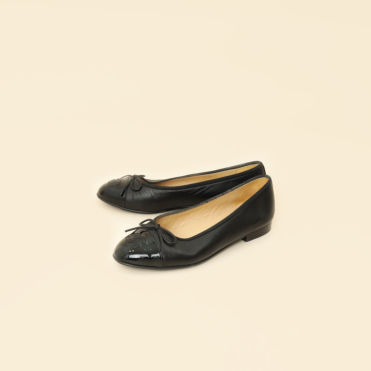 Chanel Black CC Ballet Flats 38