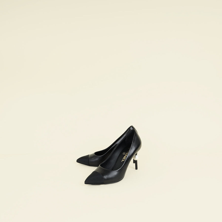 Chanel Black CC Pearl Pump 36