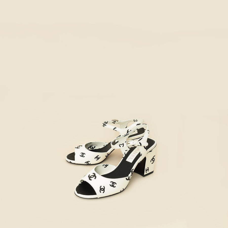 Chanel Bicolor CC Print Coco Beach Sandal 37