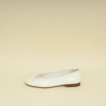 Chanel White CC Cap Toe Flat Ballerina 38