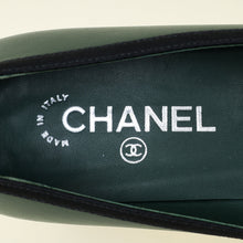 Chanel Bicolor CC Pumps 39