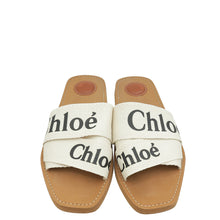 Chloe Bicolor Woody Flat Mule 40