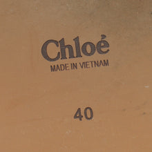 Chloe Bicolor Woody Flat Mule 40