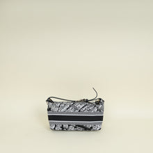 Christian Dior Bicolor Plan De Partis Diortravel Nomad Medium Pouch