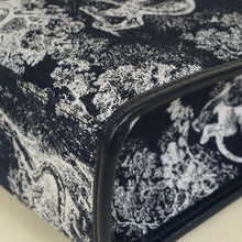 Christian Dior Navy Blue Toile De Jouy 30 Montaigne Pouch