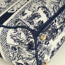 Christian Dior Bicolor Toile De Jouy Lady D-Lite Medium Bag